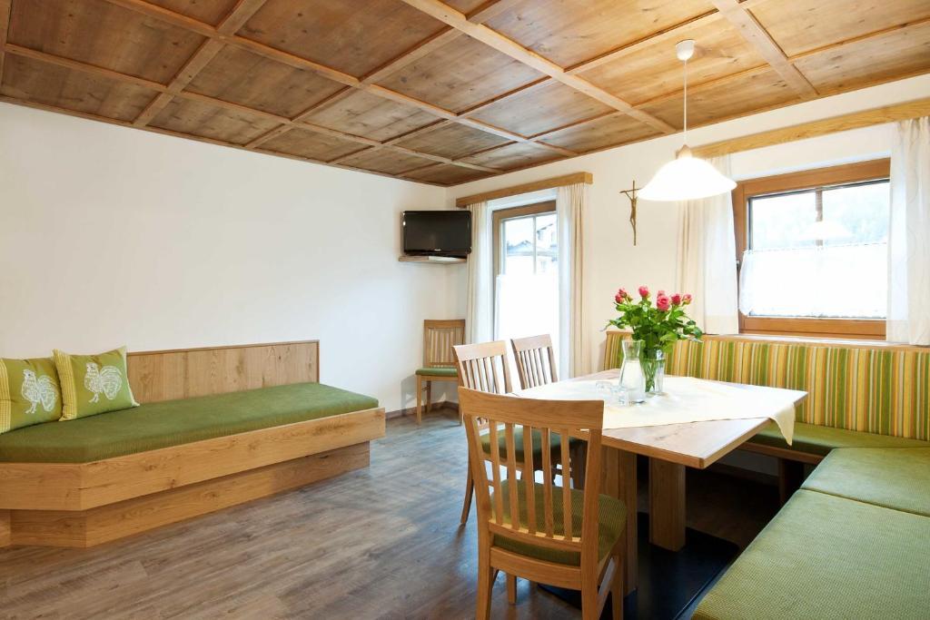 Landhaus Taurer Kals-am Großglockner Δωμάτιο φωτογραφία